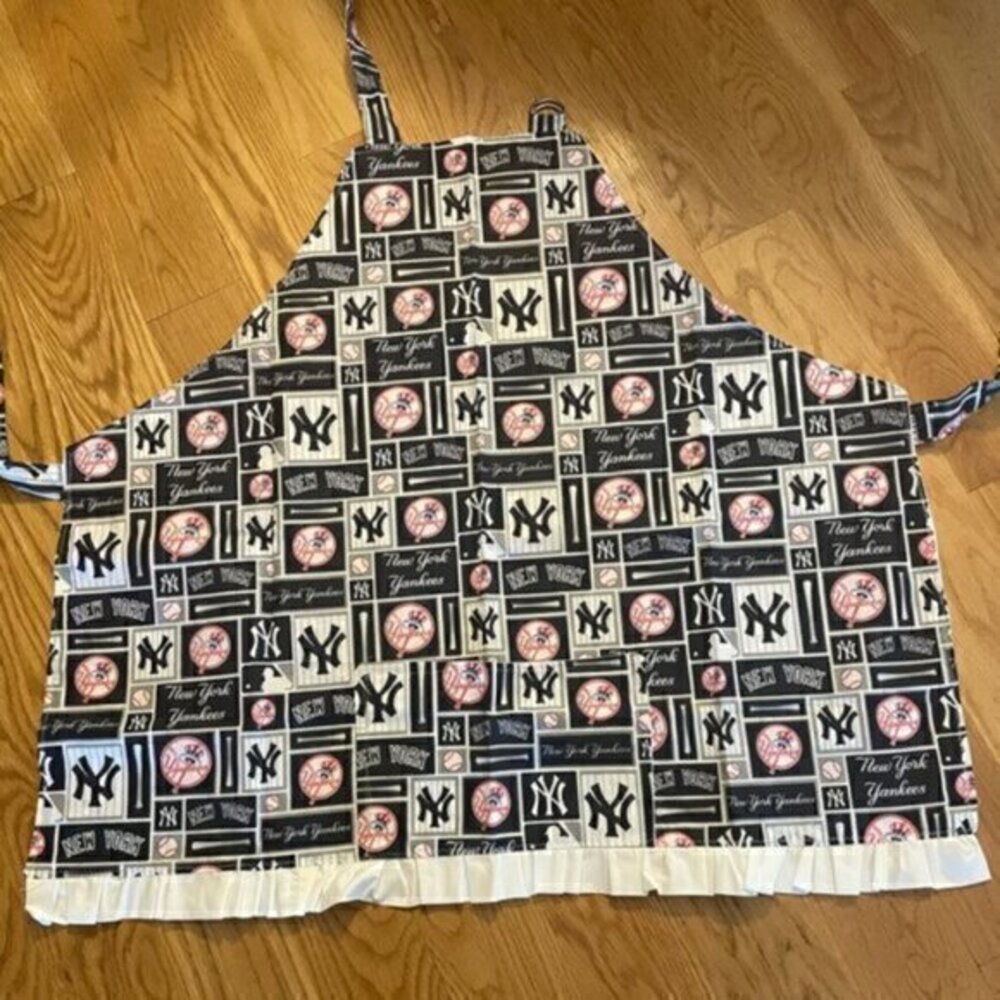 New York Yankees Barbeque Apron